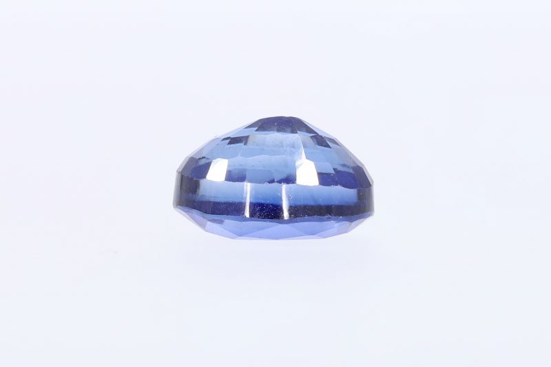 652004 Natural Iolite (neeli) 8 Carat Weight Origin India