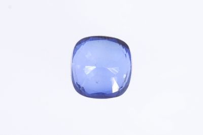 652010 Natural Iolite (neeli) 7.5 Carat Weight Origin India