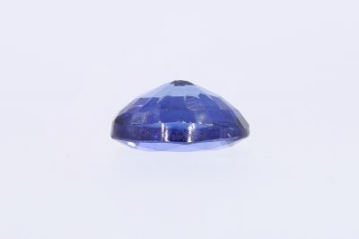 652011 Natural Iolite (neeli) 6.5 Carat Weight Origin India