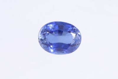 652013 Natural Iolite (neeli) 7 Carat Weight Origin India