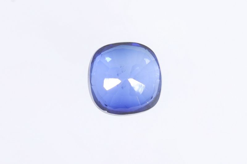 652014 Natural Iolite (neeli) 6.5 Carat Weight Origin India