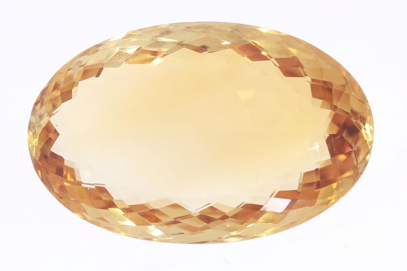 382001 Citrine/Golden Topaz (Sunehla)- 27.90 Carat Weight - Origin India