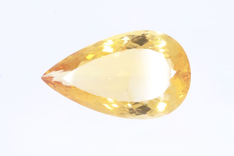 382003 Citrine/Golden Topaz (Sunehla)- 25.80 Carat Weight - Origin India