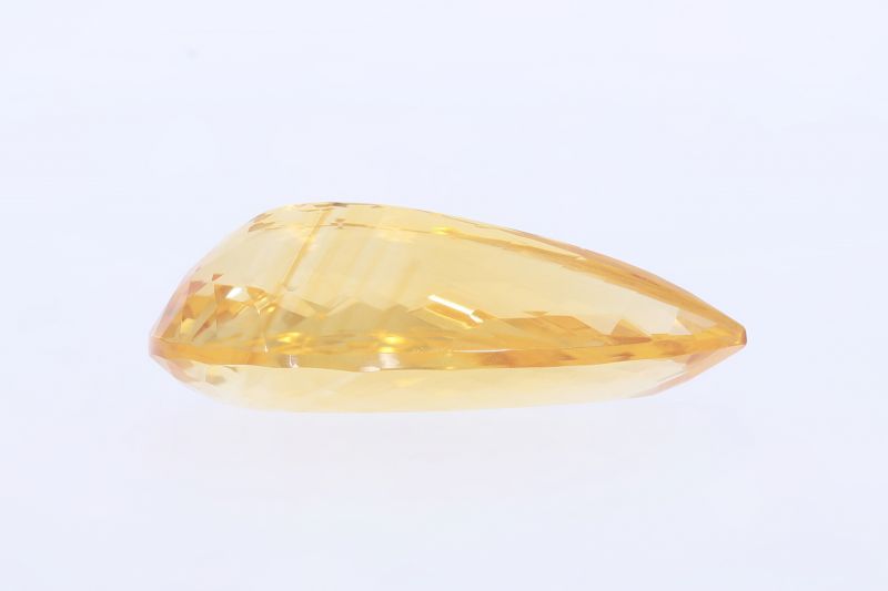 382003 Citrine/Golden Topaz (Sunehla)- 25.80 Carat Weight - Origin India