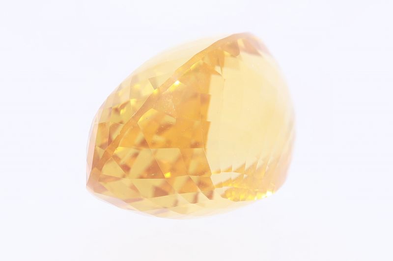 382005 Citrine/Golden Topaz (Sunehla)- 31.55 Carat Weight - Origin India