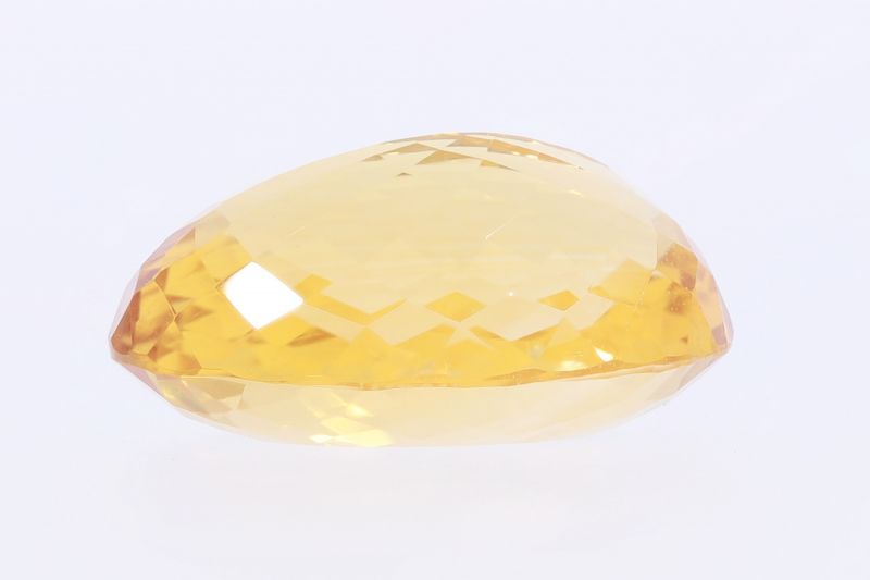 382006 Golden Topaz stone (Citrine/Sunehla) - 22.85 Carat Weight - Origin India