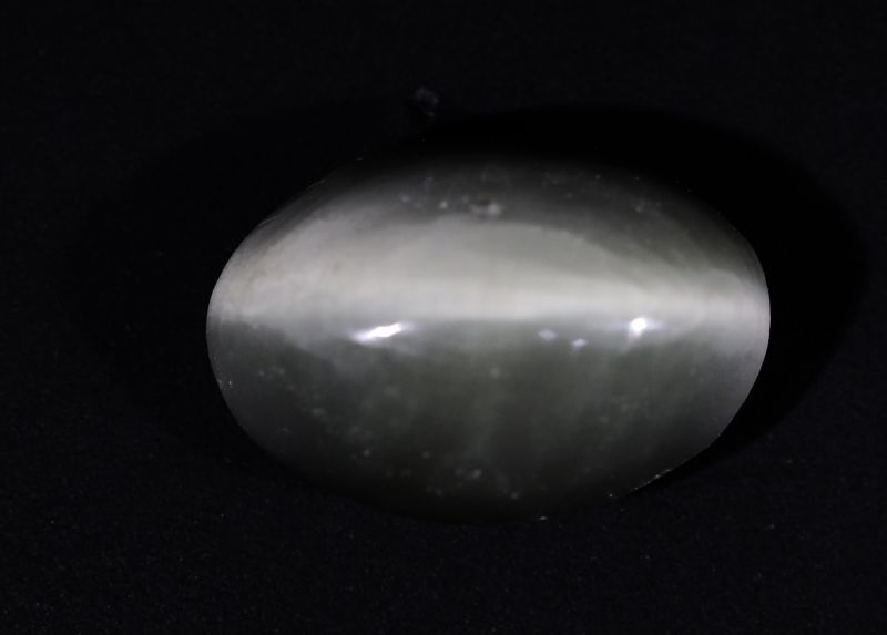 822036 Cats Eye stone (Lehsunia) - 5.25 Carat Weight - Origin India
