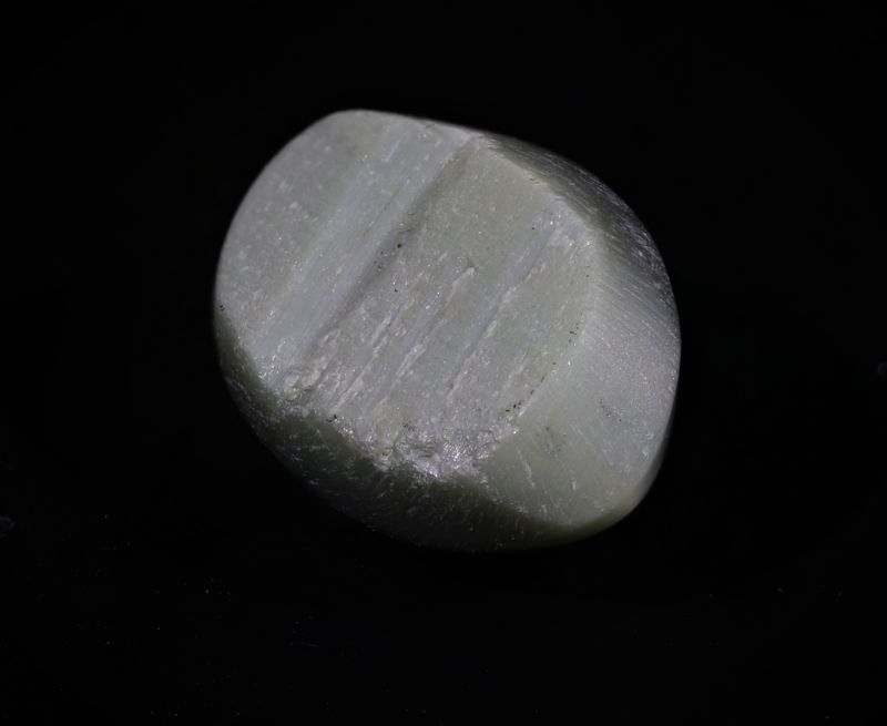 822039 Cats Eye stone (Lehsunia) - 6.25 Carat Weight - Origin India