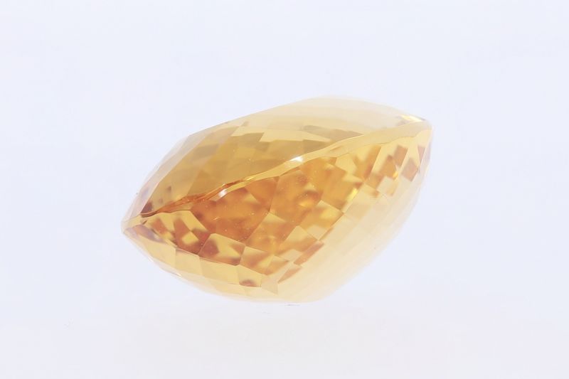 382008 Golden Topaz stone (Citrine/Sunehla) - 24.00 Carat Weight - Origin India
