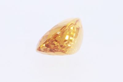 382010 Golden Topaz stone (Citrine/Sunehla) - 11.00 Carat Weight - Origin India