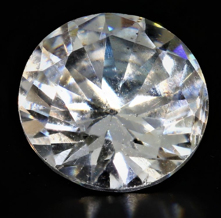 031736 Natural American Diamond Gemstone (White Zircon) - 4.80 Carat Weight - Origin USA