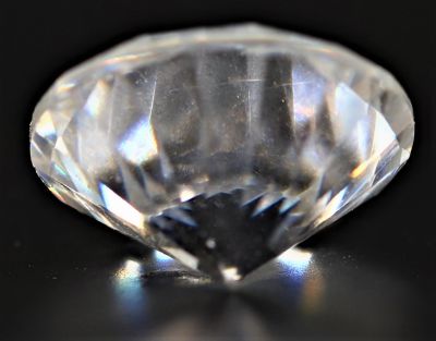 031738 Natural American Diamond Gemstone (White Zircon) - 4.60 Carat Weight - Origin USA