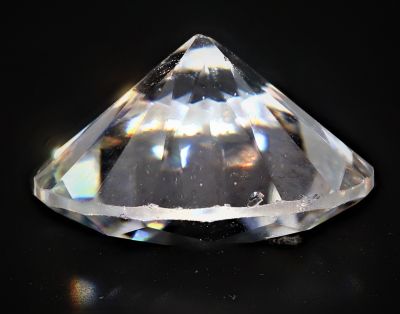 031751 Natural American Diamond Gemstone (White Zircon) - 4.60 Carat Weight - Origin USA