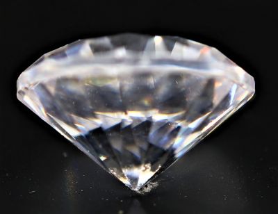 031752 Natural American Diamond Gemstone (White Zircon) - 4.70 Carat Weight - Origin USA
