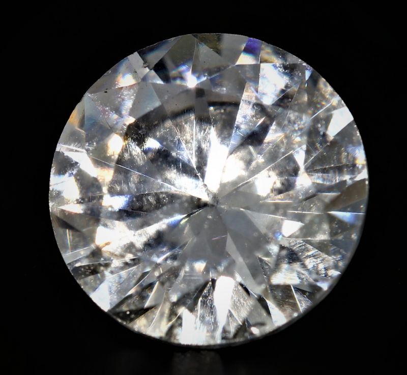 031754 Natural American Diamond Gemstone (White Zircon) - 4.80 Carat Weight - Origin USA