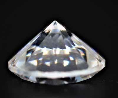 031754 Natural American Diamond Gemstone (White Zircon) - 4.80 Carat Weight - Origin USA