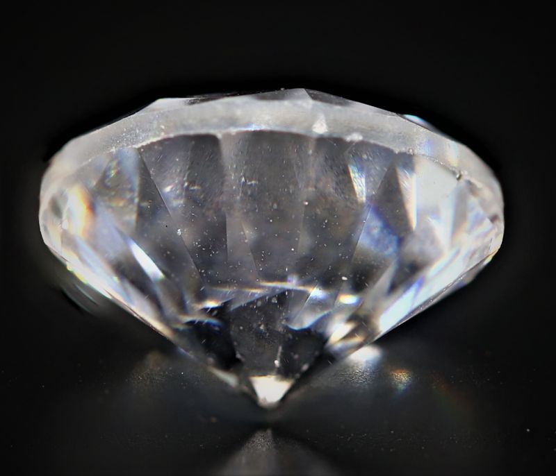 031757 Natural American Diamond Gemstone (White Zircon) - 6.20 Carat Weight - Origin USA