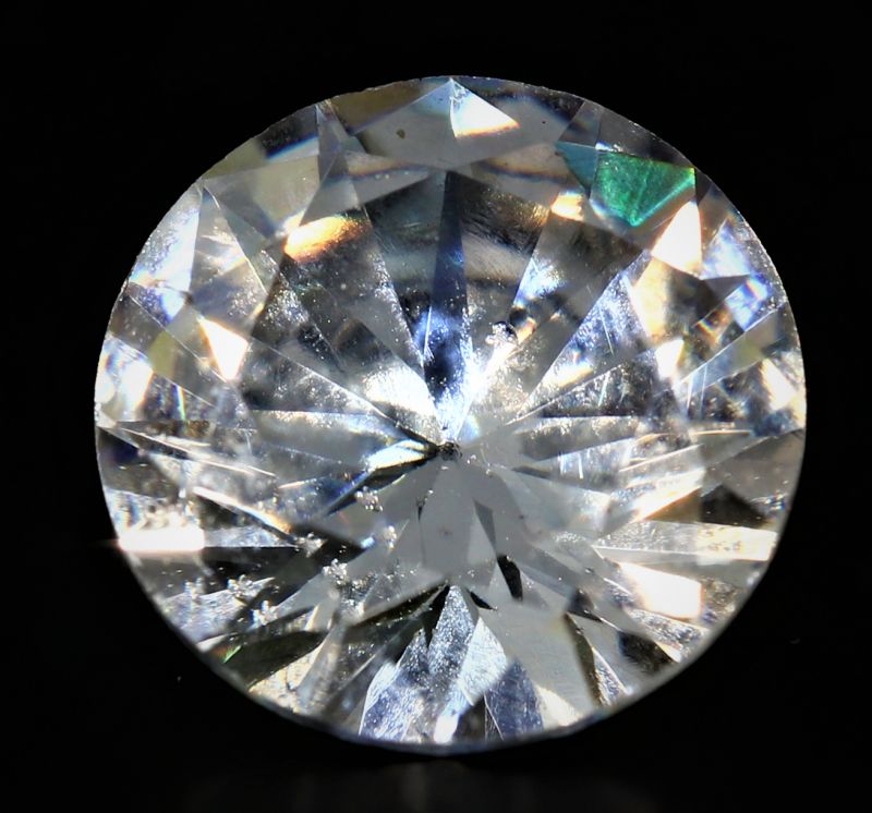 031765 Natural American Diamond Gemstone (White Zircon) - 4.70 Carat Weight - Origin USA