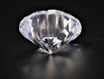 872004 Natural American Diamond Gemstone (White Zircon) - 16.00 Carat Weight - Origin USA