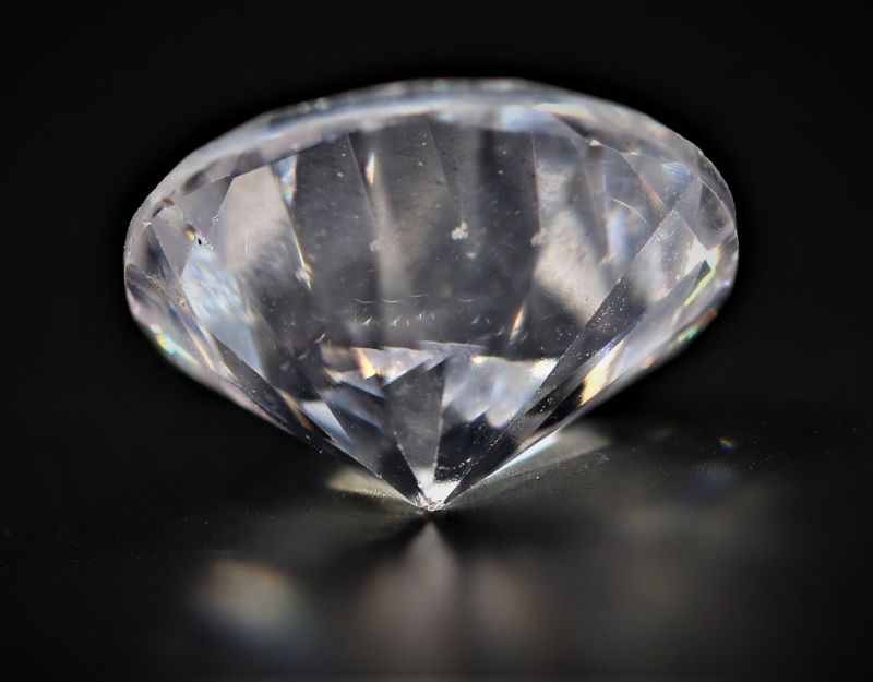 872006 Natural American Diamond Gemstone (White Zircon) - 11.00 Carat Weight - Origin USA