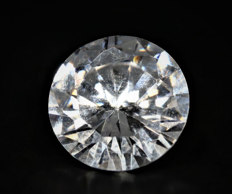 872010 Natural American Diamond Gemstone (White Zircon) - 11.00 Carat Weight - Origin USA