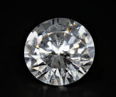 872010 Natural American Diamond Gemstone (White Zircon) - 11.00 Carat Weight - Origin USA