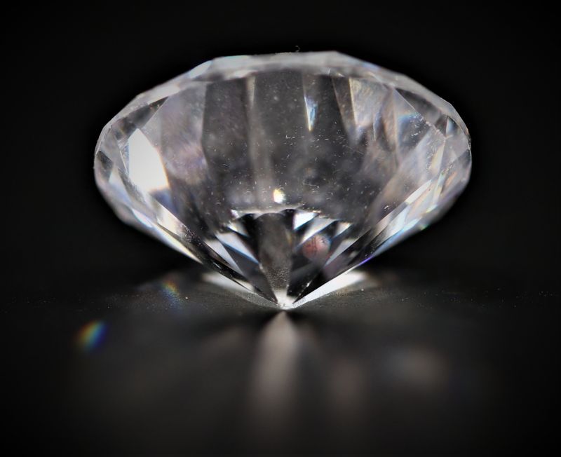 872013 Natural American Diamond Gemstone (White Zircon) - 13.50 Carat Weight - Origin USA