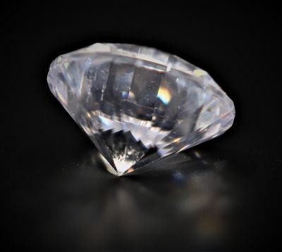 872014 Natural American Diamond Gemstone (White Zircon) - 10.50 Carat Weight - Origin USA