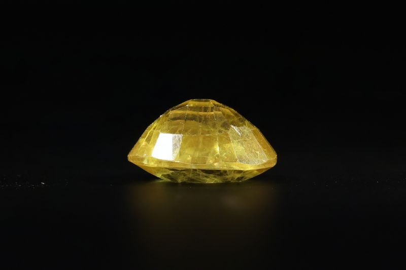 Yellow Sapphire Gemstone  Pukhraj Stone  5.00 Carat Weight  Origin Thailand 722002