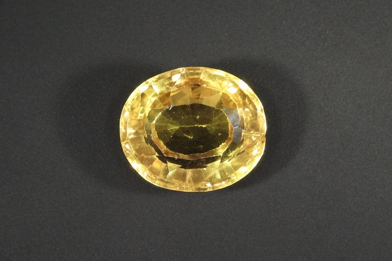 Yellow Sapphire Gemstone  Pukhraj Ratan  5.50 Carat Weight  Origin Thailand 722006