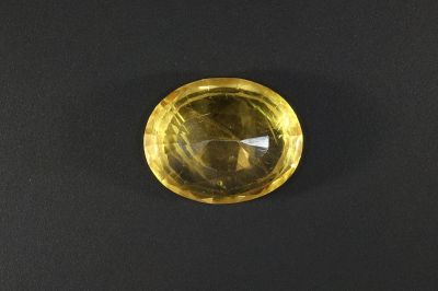 Yellow Sapphire Gemstone  Pukhraj gems  5.50 Carat Weight  Origin Thailand 722009