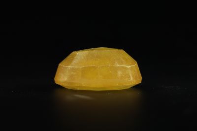 Yellow Sapphire Gemstone  Pukhraj Ratan  9.50 Carat Weight  Origin Thailand 742002