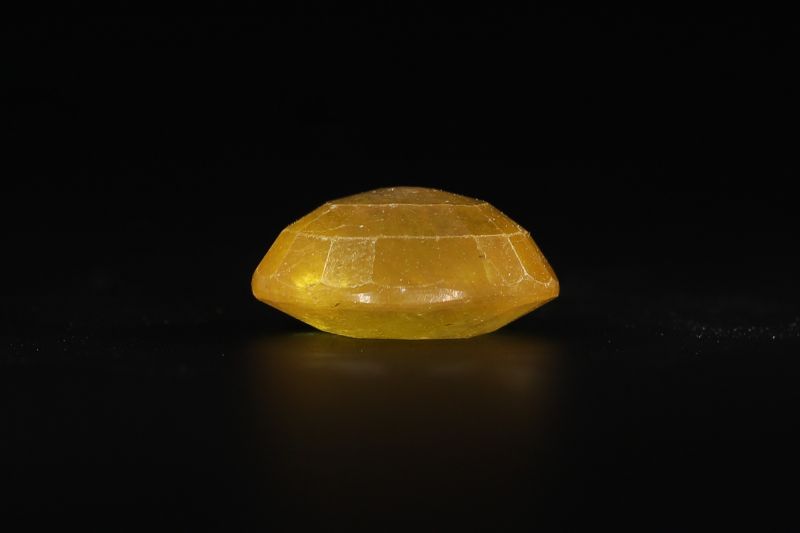 Yellow Sapphire Gemstone  Pukhraj Ratan  5.00 Carat Weight  Origin Thailand 742004