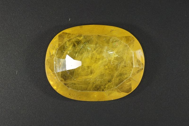 Yellow Sapphire Gemstone  Pukhraj Ratan  9.50 Carat Weight  Origin Thailand 742005