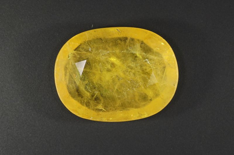 Yellow Sapphire Gemstone  Pukhraj Ratan  9.50 Carat Weight  Origin Thailand 742005