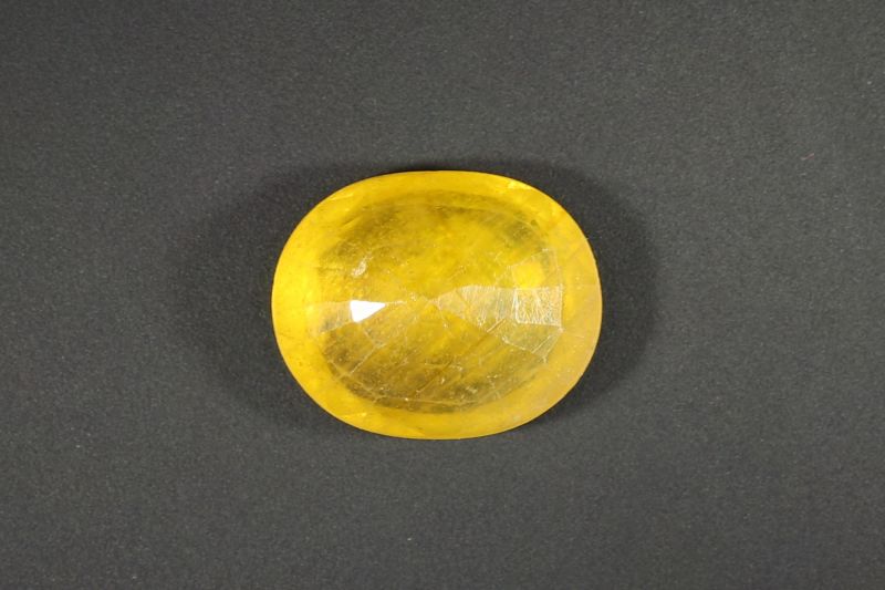 Yellow Sapphire Gemstone  Pukhraj Ratan  5.50 Carat Weight  Origin Thailand 742012