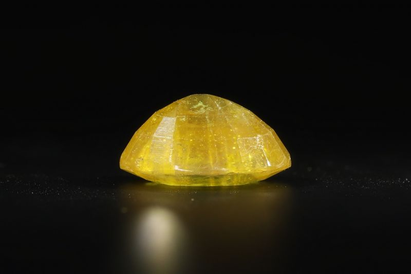 Yellow Sapphire Gemstone  Pukhraj Ratan  6.00 Carat Weight  Origin Thailand 742013