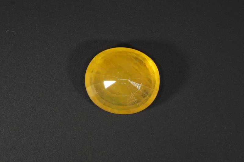 Yellow Sapphire Gemstone  Pukhraj Ratan 6.25 Carat Weight  Origin Thailand 742014