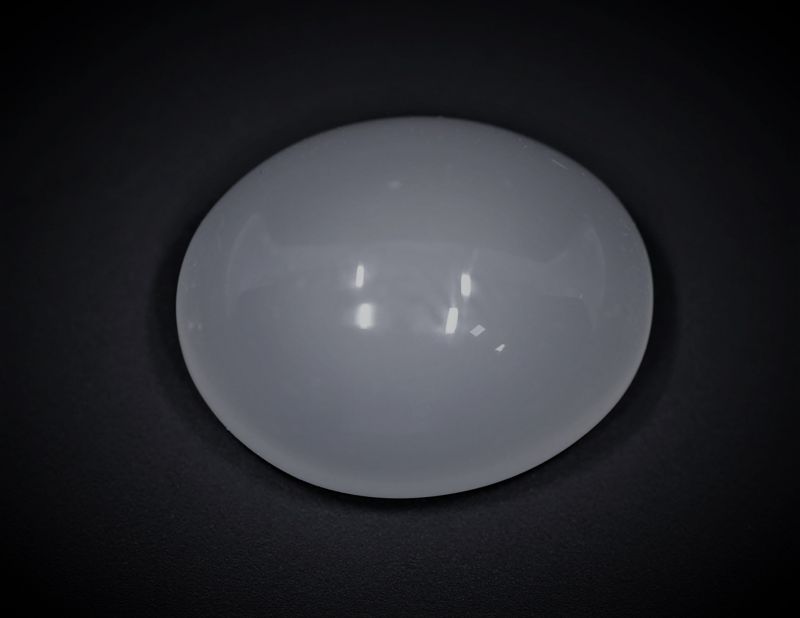 802008 Natural Moon Stone (Chandrakant Mani) 9.5 Carat Weight Origin Shri Lanka