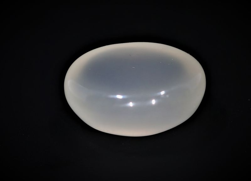 802008 Natural Moon Stone (Chandrakant Mani) 9.5 Carat Weight Origin Shri Lanka