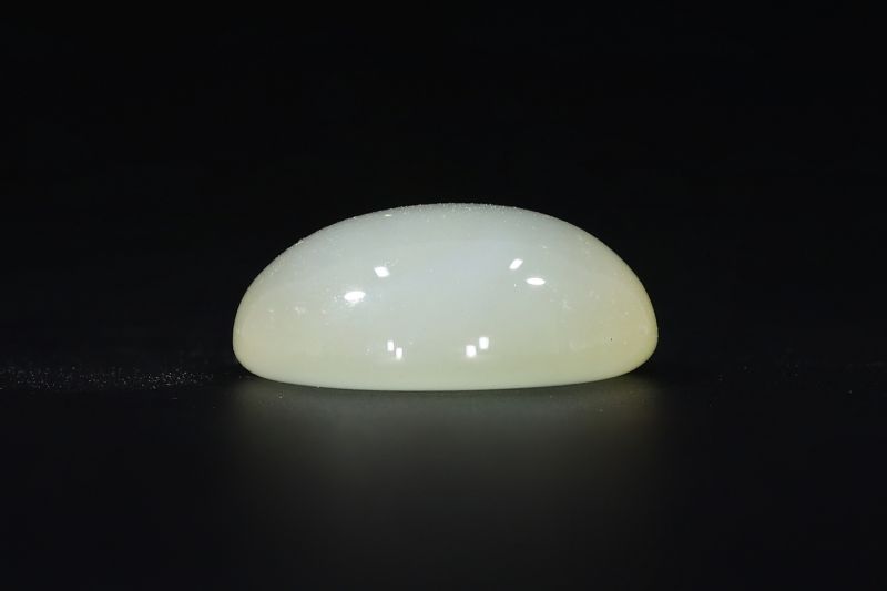 431717 Natural Moon Stone (Chandrakant Mani) 6.25 Carat Weight Origin Shri Lanka