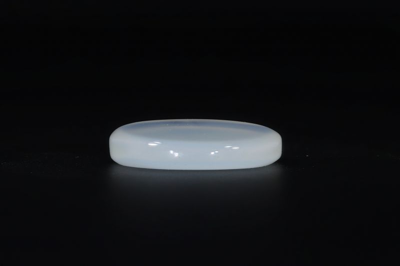 431718 Natural Moon Stone (Chandrakant Mani) 9.75 Carat Weight Origin Shri Lanka