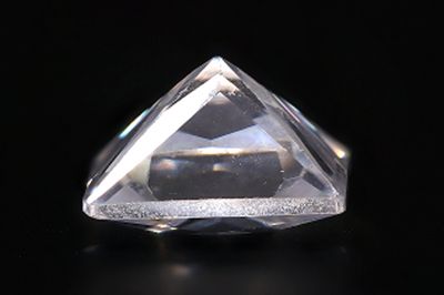 882001 Original American Diamond Gemstone (White Zircon) -20.00 Carat Weight - Origin USA