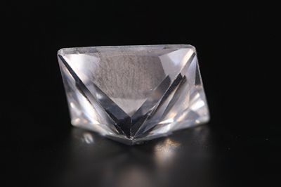 882003 Original American Diamond Gemstone (White Zircon) - 18.00 Carat Weight - Origin USA