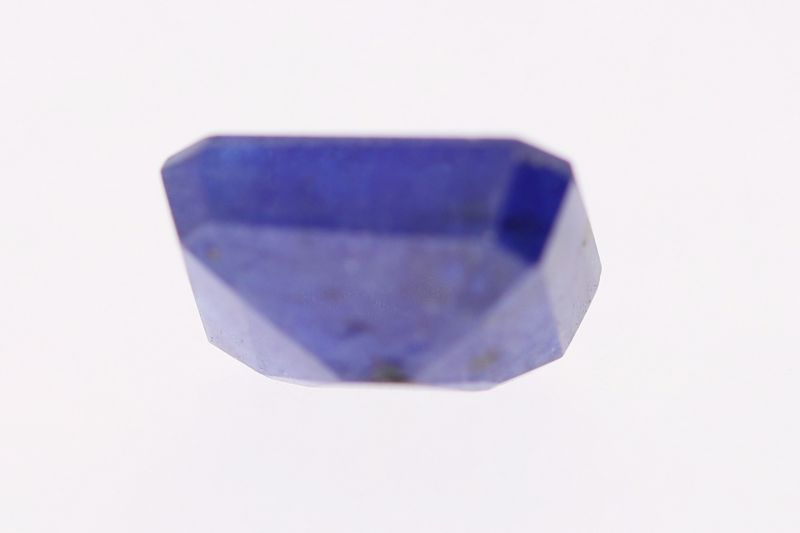 912013 Blue Sapphire Gemstone (Neelam) 7.00 Carat Weight - Origin Thailand