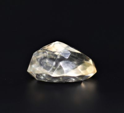 251708 Golden Topaz stone (Citrine/Sunehla) - 3.75 Carat Weight - Origin India