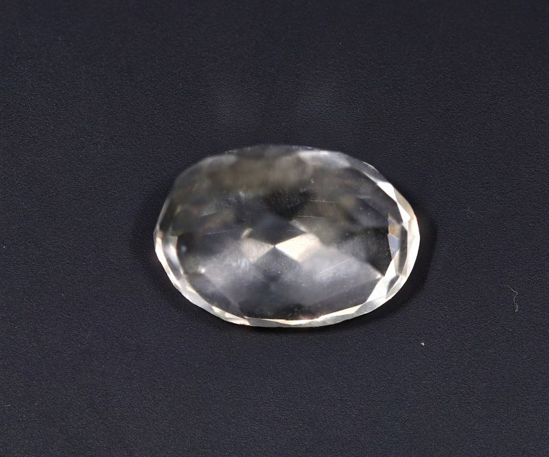 251709 Golden Topaz stone (Citrine/Sunehla) - 6.55 Carat Weight - Origin India