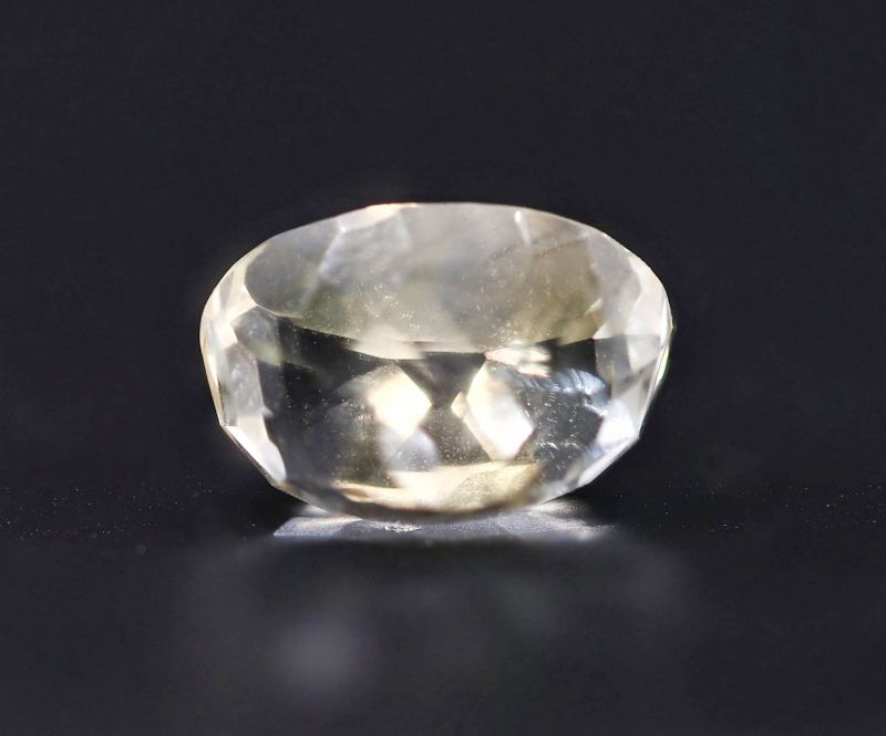 251741 Natural Golden Topaz stone (Citrine/Sunehla) - 3.35 Carat Weight - Origin India