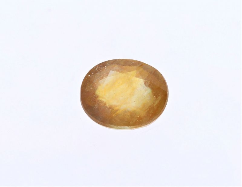 Yellow Sapphire stone  Pukhraj Ratan  4.05  Carat Weight Origin Sri Lanka 131706