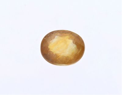 Yellow Sapphire stone  Pukhraj Ratan  4.05  Carat Weight Origin Sri Lanka 131706